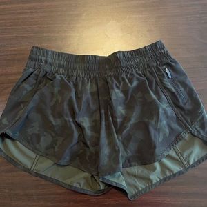 Lululemon tracker shorts Camo | 12
